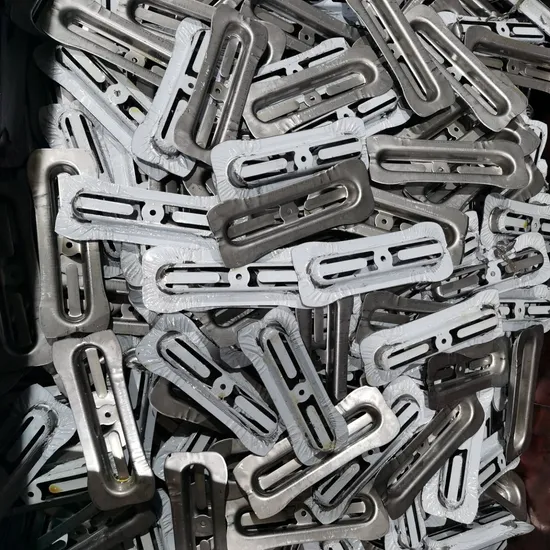 선반을 위한 기계설비 강철에 의하여 강화되는 금속 U 부류를 각인하는 직업적인 공장 관례 OEM ODM